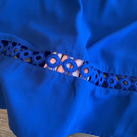 Women’s Blue TCEC Dress size large - Picture 3 of 5